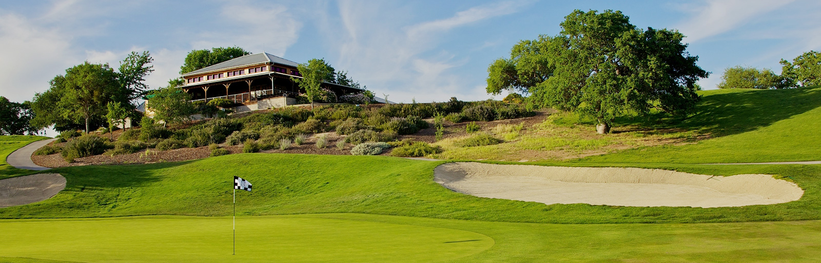 18th Hole with Clubhouse in the background